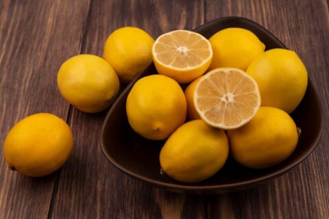 Mythe ou réalité : le citron peut-il augmenter la poitrine ?